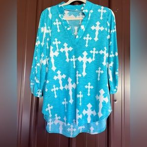 Aqua 3/4 sleeve Hi-Lo cross blouse